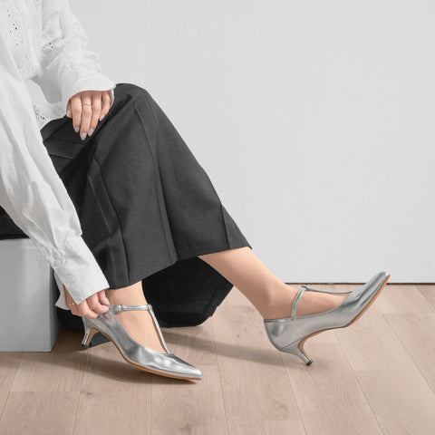 30%OFF：2025SS：Tストラップ パンプス 5cmヒール（m55201）シルバー/mamian（マミアン）