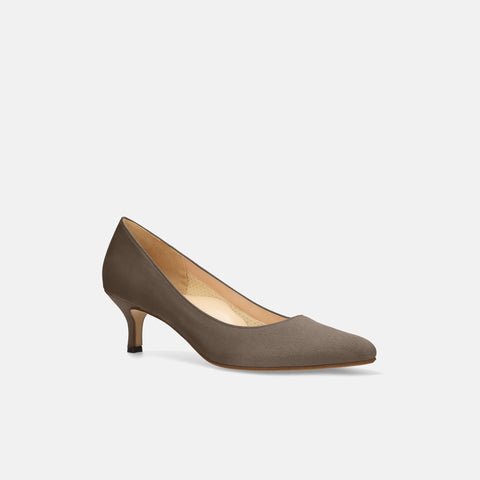15% OFF: 2024SS: iCoN COLORS: Pointed toe suede pumps (C57172) Greige S