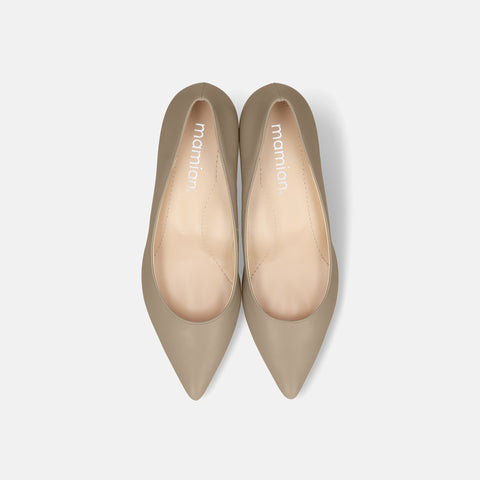 10% OFF: 2024SS: iCoN COLORS: Pointed Toe Smooth Pumps (C57173) Greige